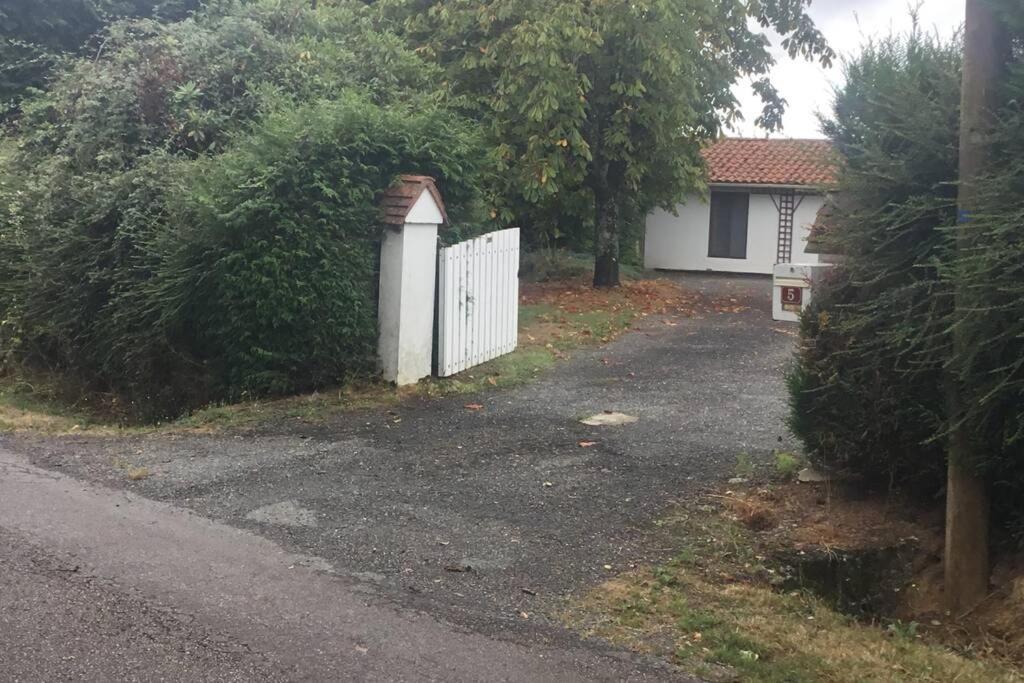 Breesfalt Gite Accomodation Villa Maisonnais-Sur-Tardoire Exterior photo